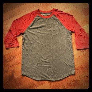 Quarter Sleeve baseball T-shirt